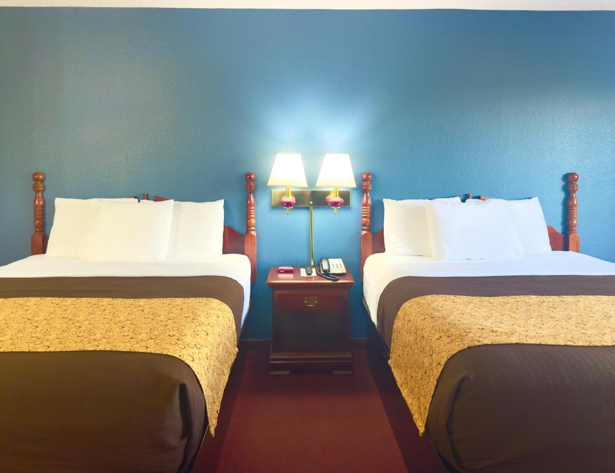 בראנסון Scenic Hills Inn מראה חיצוני תמונה